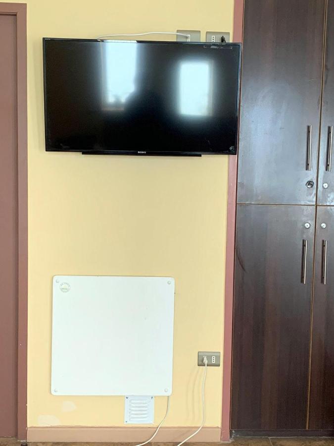 Juku Hostal Calama Ngoại thất bức ảnh