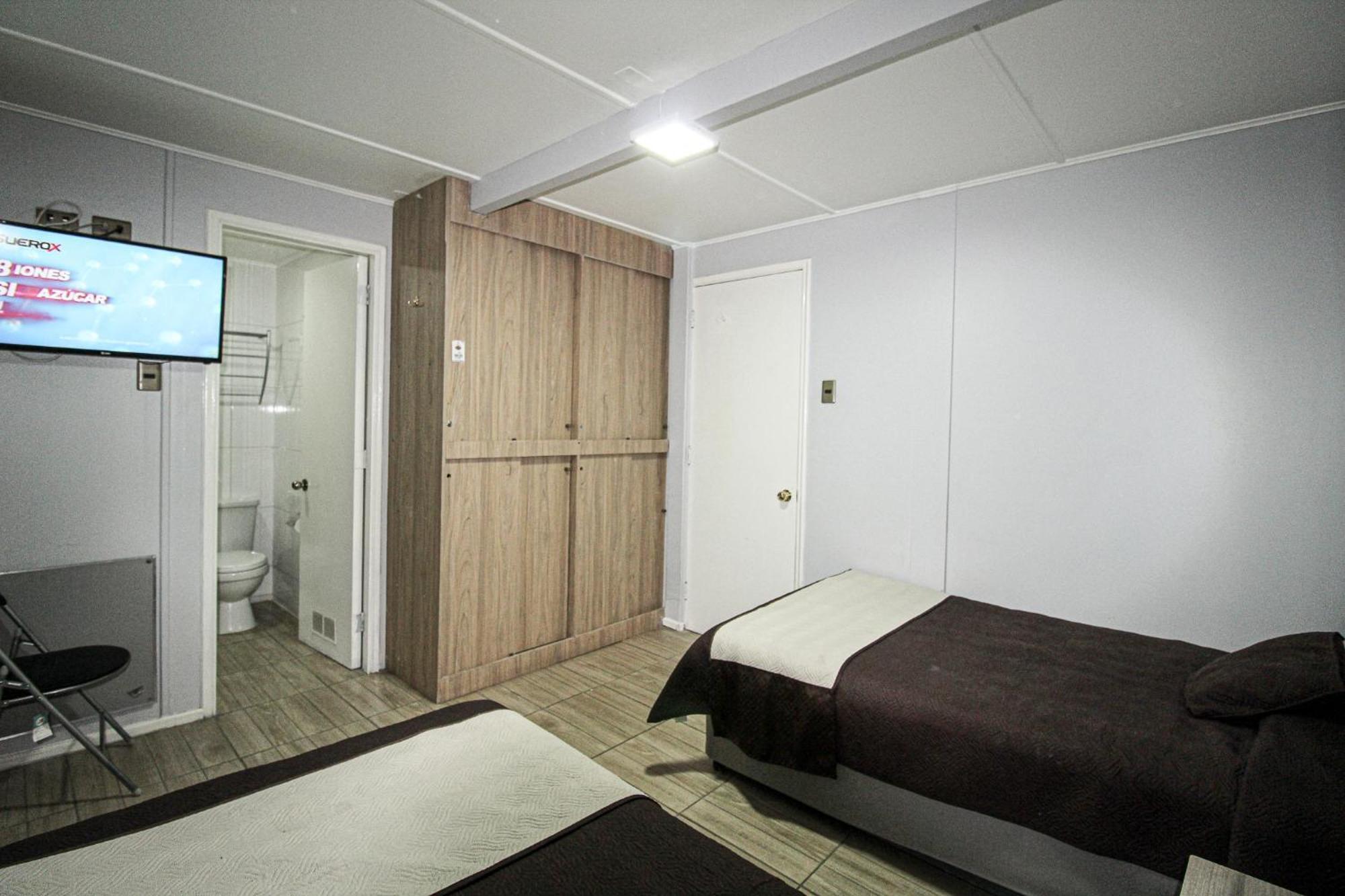 Juku Hostal Calama Ngoại thất bức ảnh
