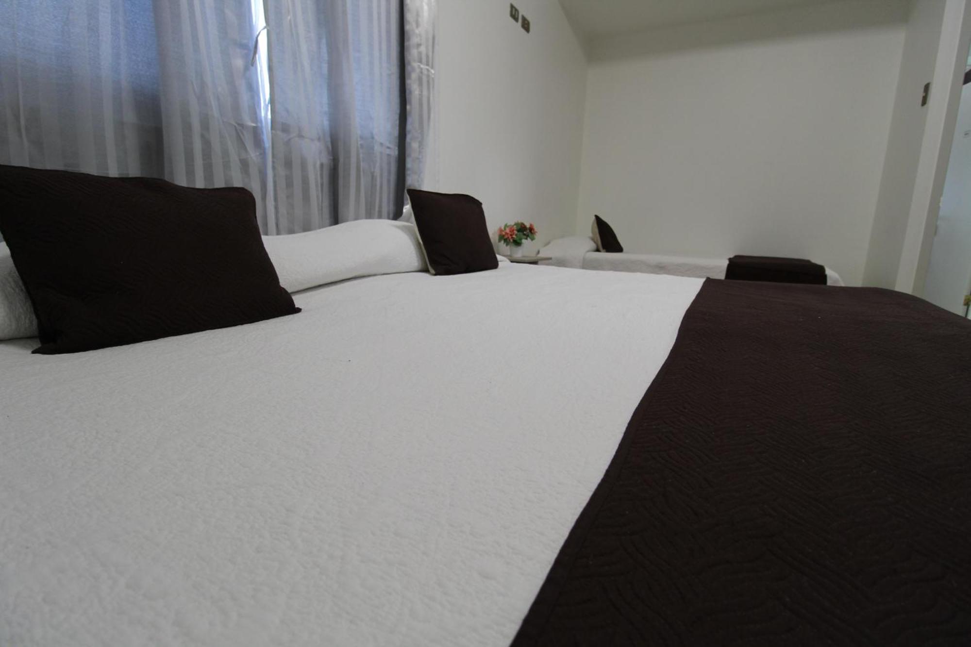 Juku Hostal Calama Ngoại thất bức ảnh
